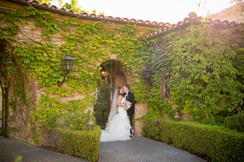 Villa Como Bride & Groom