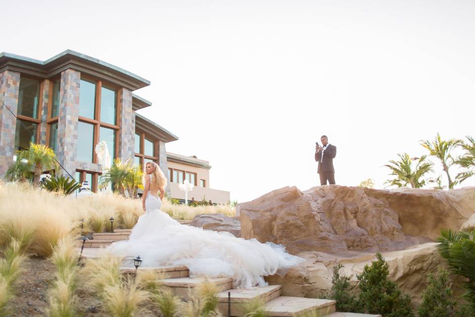 Villa Contempo Bride & Groom