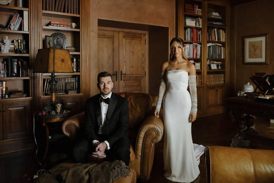 Villa Como First Look