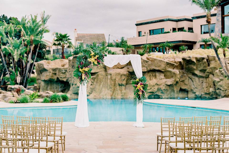 Villa Contempo Pool Ceremony