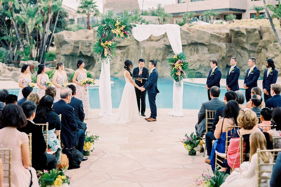 Villa Contempo Pool Ceremony