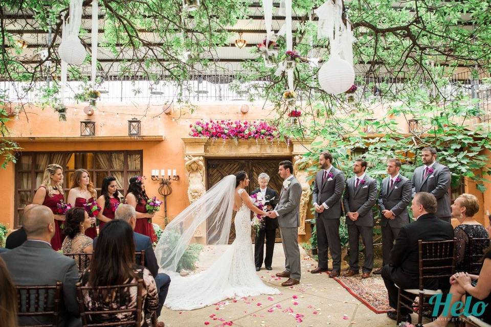 The Trois Estate at Enchanted Rock