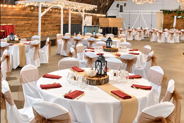 Barn_wedding_photo_2048px.png