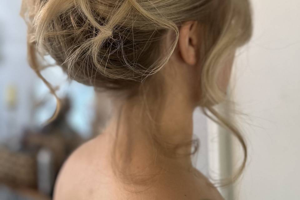 Hairstyling
