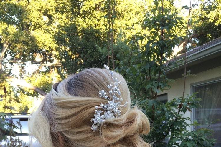 Wedding hair idea with hair accessory