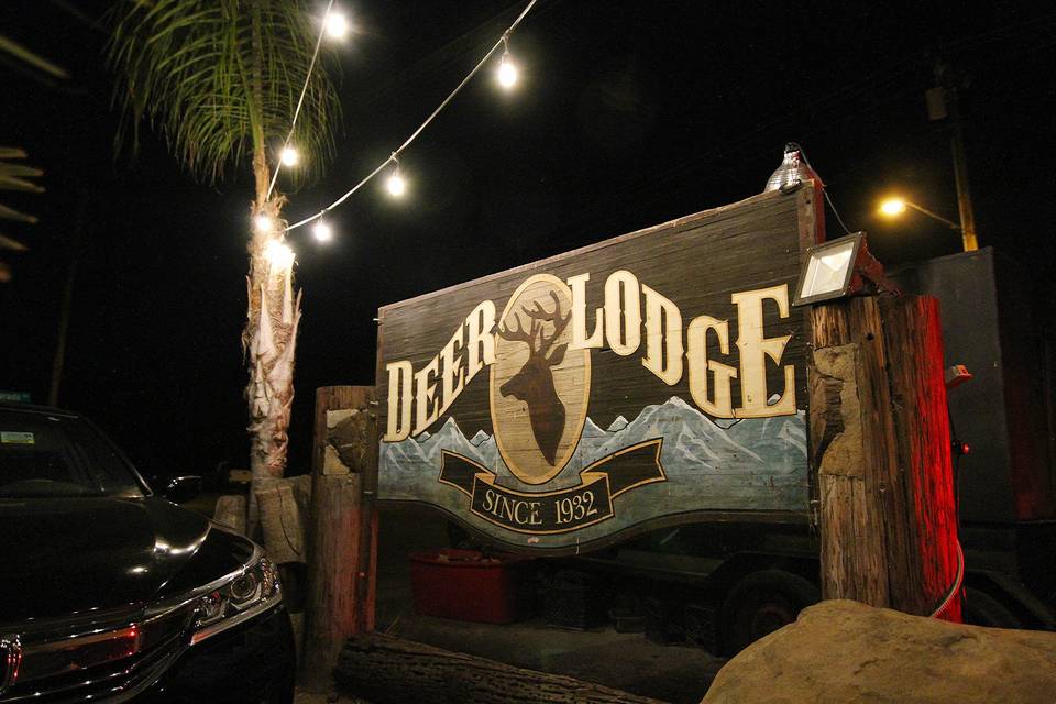 Ojai Deer Lodge