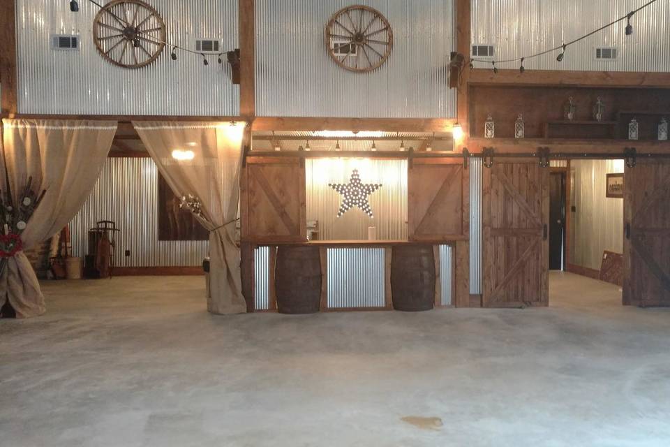 Always and Forever Wedding Barn & Events