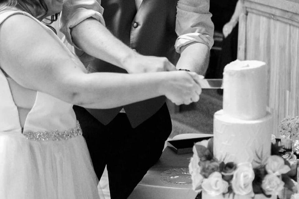 Cake cutting