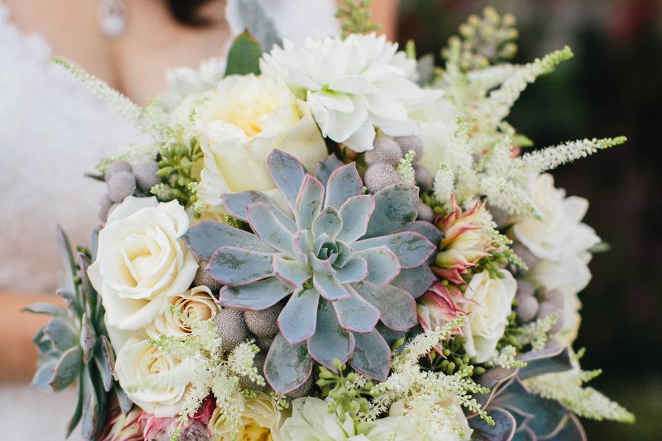 Rustic and textural bridal bouquet with succulents. Perfect for this bride's garden wedding in October