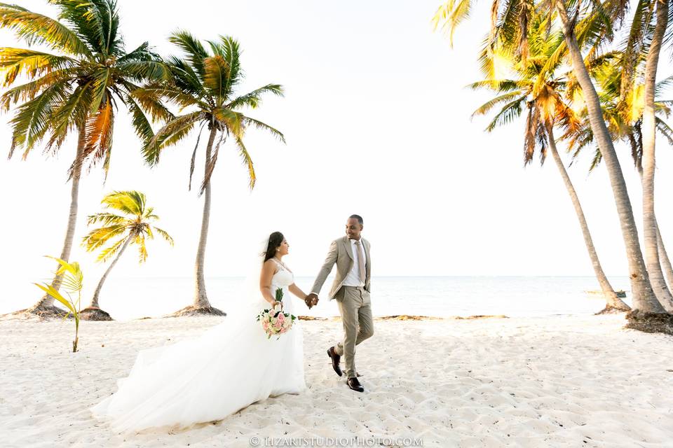 Wedding Photoshoot Beach Area