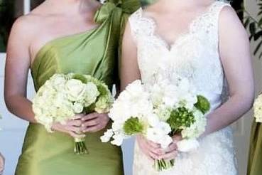 Molly Hasting Wedding
Hair & Makeup By 
