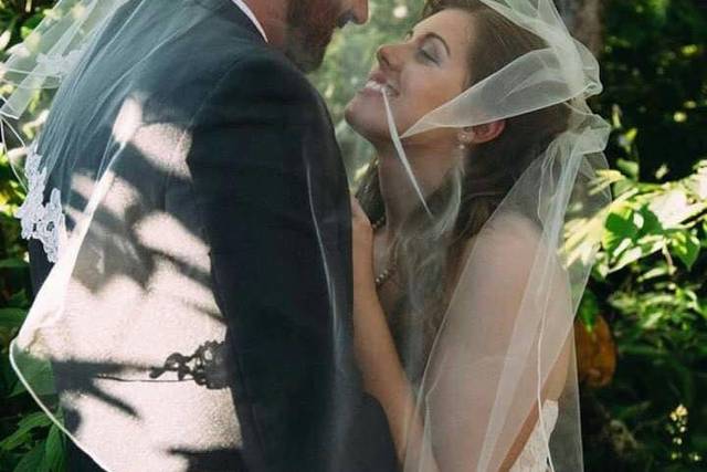 Alysse Dunn Wedding
Hair & Makeup By Rapture Organic Salon