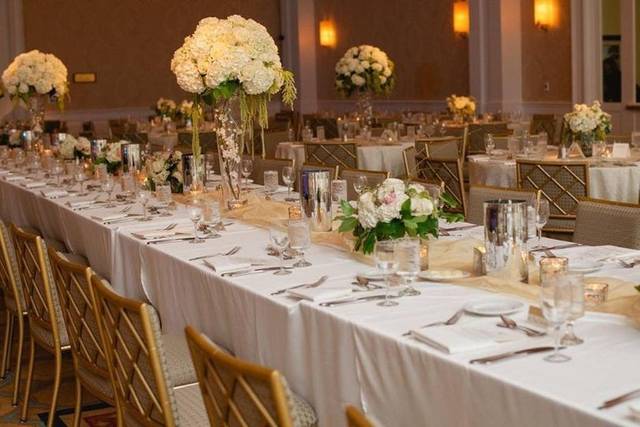 Long table arrangements