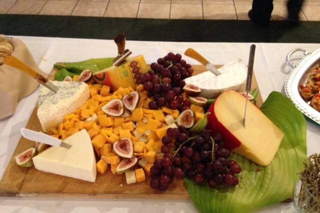 Fruits and cheeses