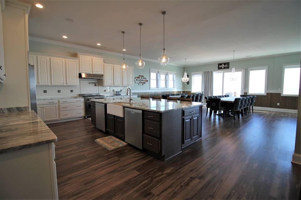 Second Floor Spacious Kitchen