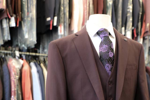 Mens 2 and 3 piece grey suits at Northridge Suit Outlet