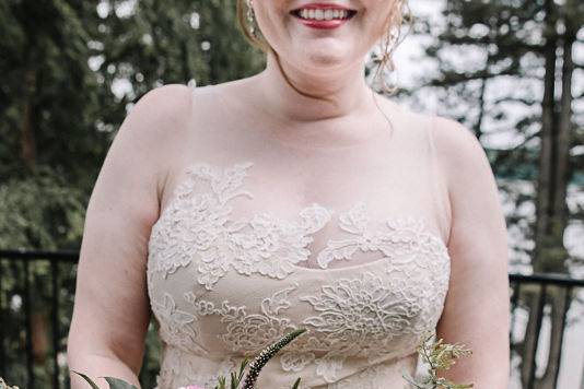 Summer bridal bouquet