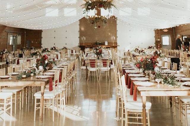 Wagon wheel chandelier