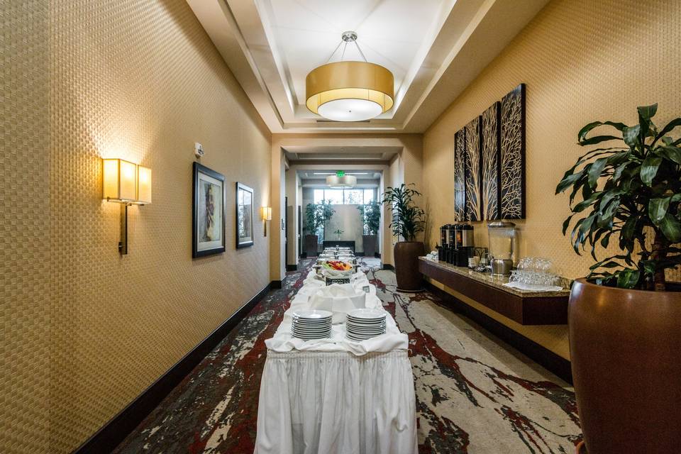 Foyer Buffet