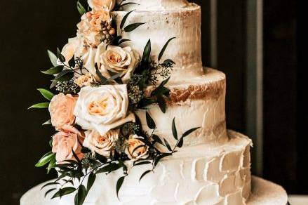 Wedding cake with flowers