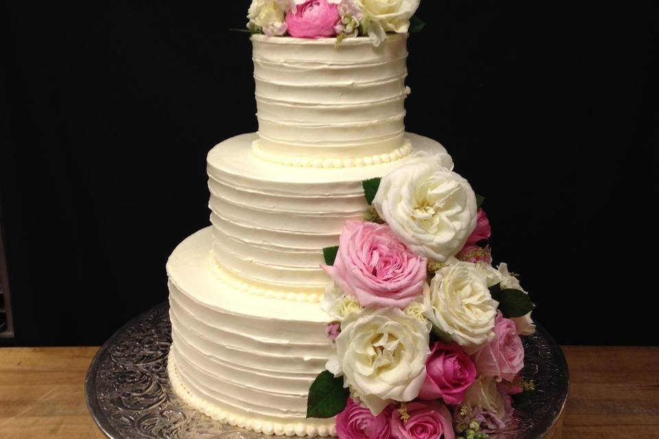 Pink & White Flower Cake