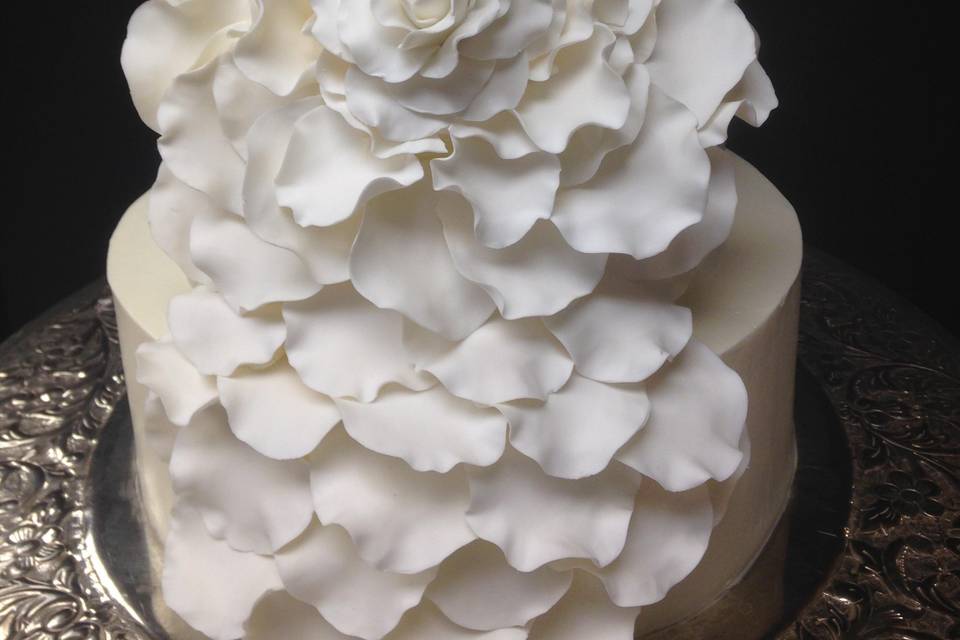 Large Cascading White Rose