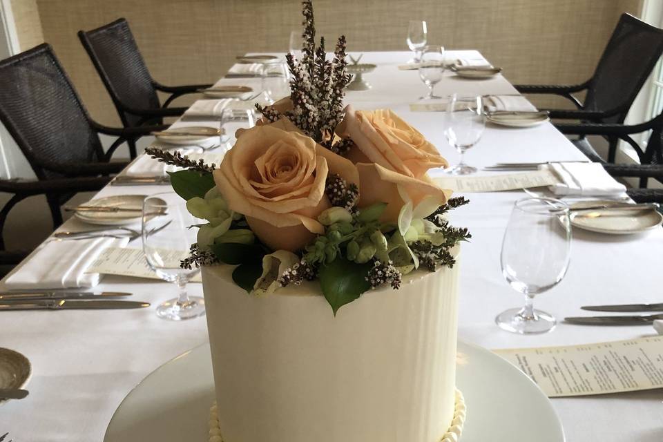 Micro Wedding Cake