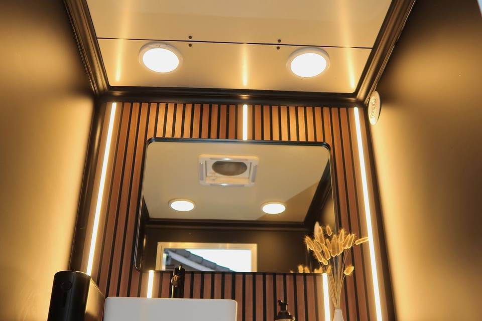 Lavo Lux portable restrooms