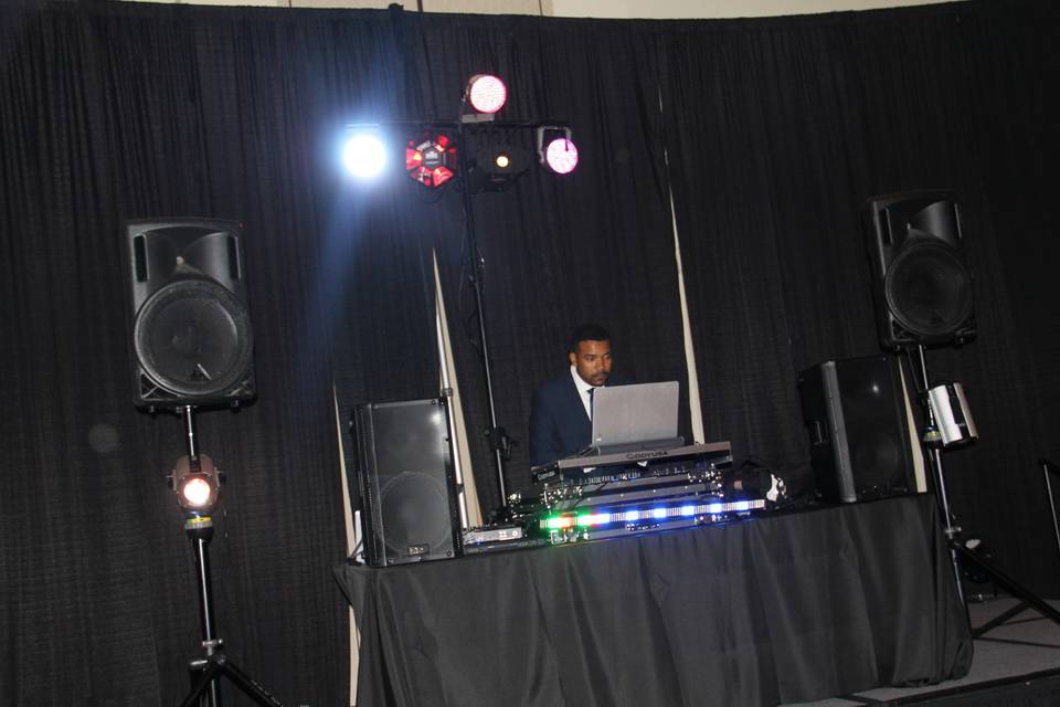 DJ Setup & lighting