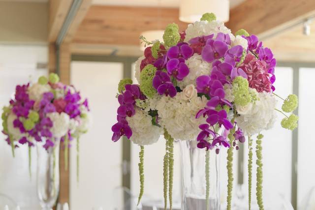Floral centerpiece