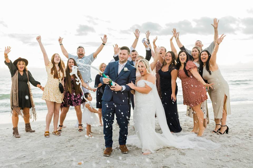 Whimsical Garland - Tide the Knot Beach WeddingsTide the Knot Beach Weddings