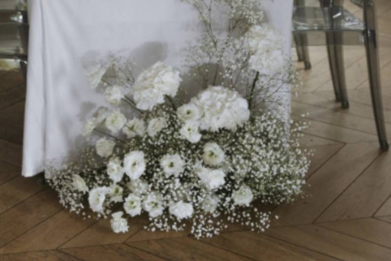 Low floral decor