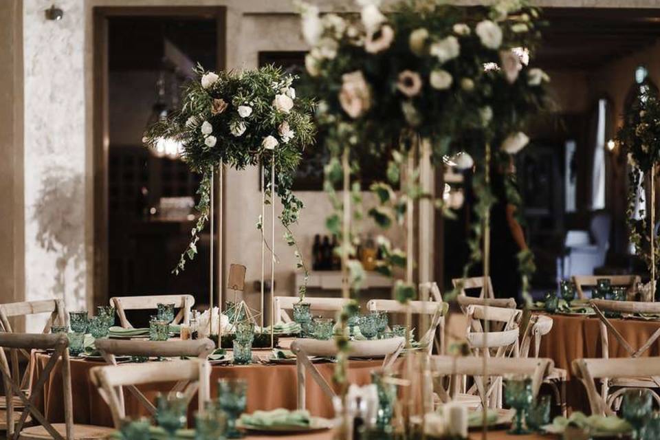 Tall table centerpieces