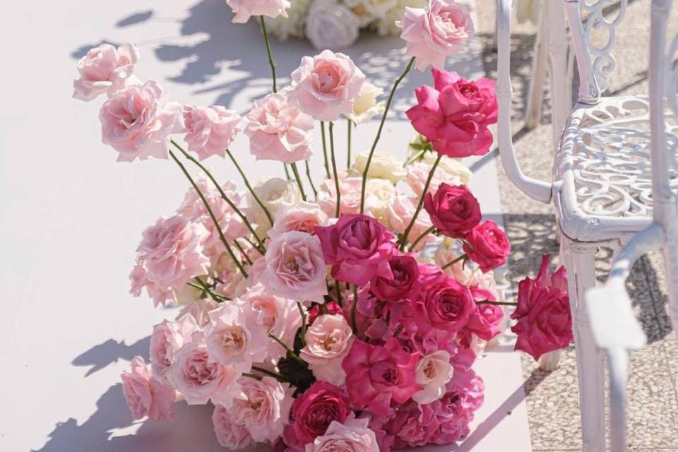Ceremony aisle decor