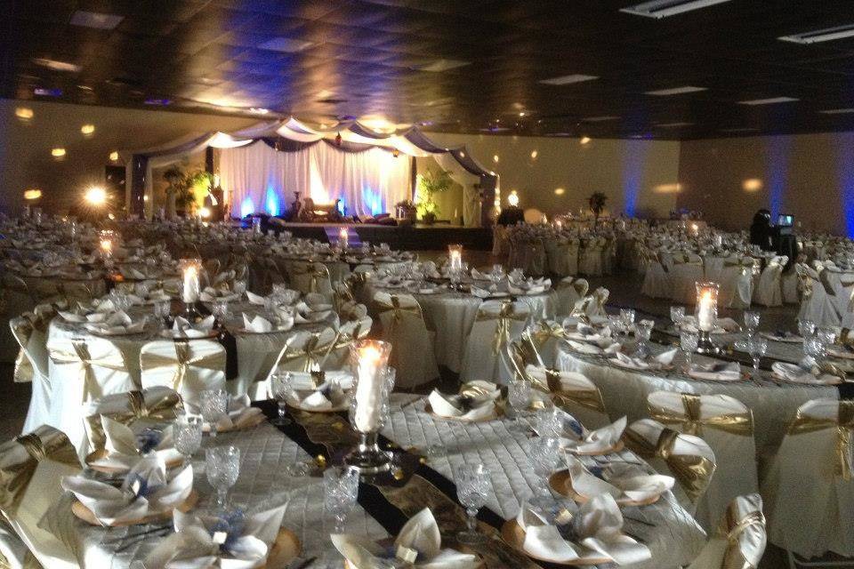Gold and Brown Wedding Reception