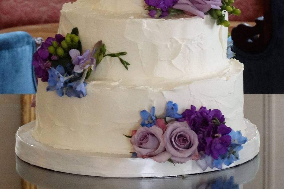 Cake with floral