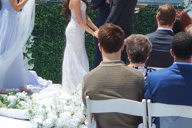 Cityview rooftop wedding