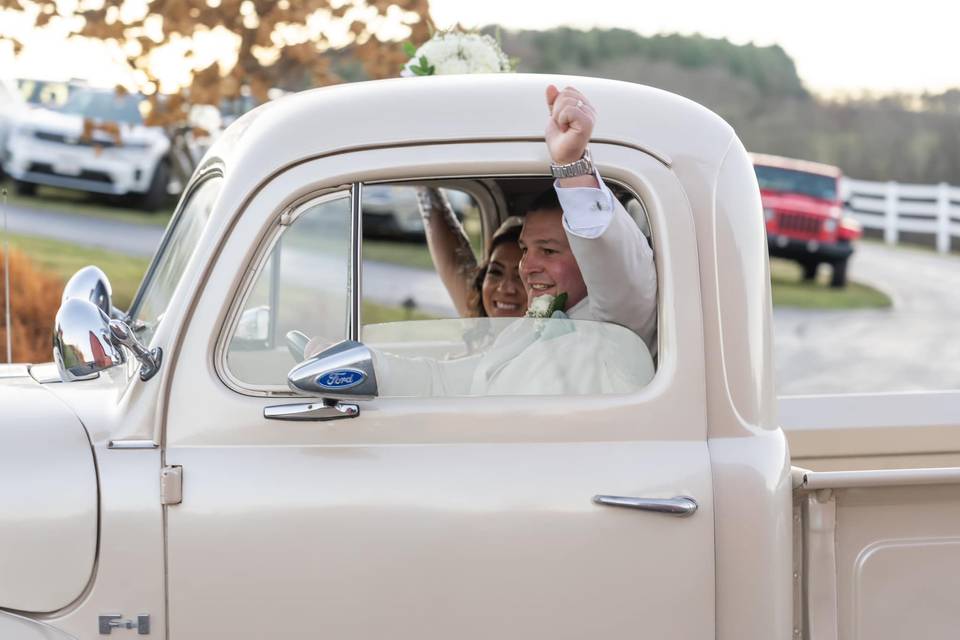 B&G vintage truck