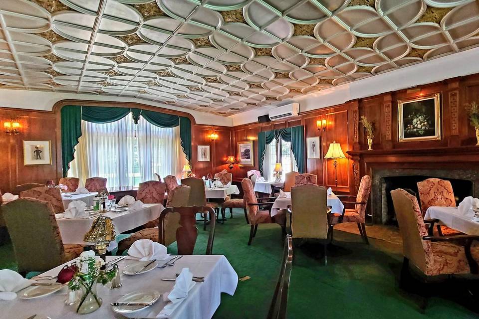 The English Inn, Restaurant & Pub