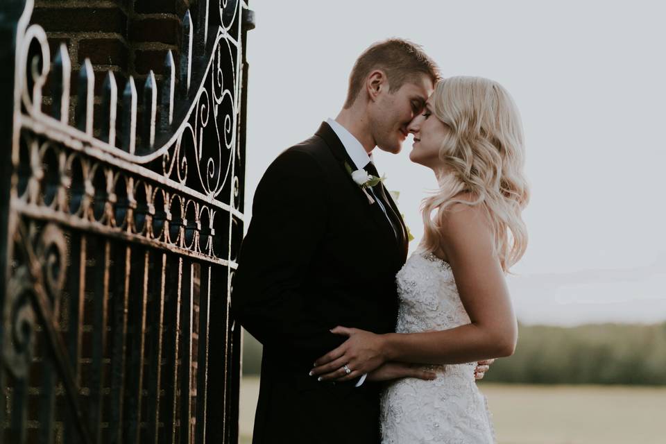 Couple at gates