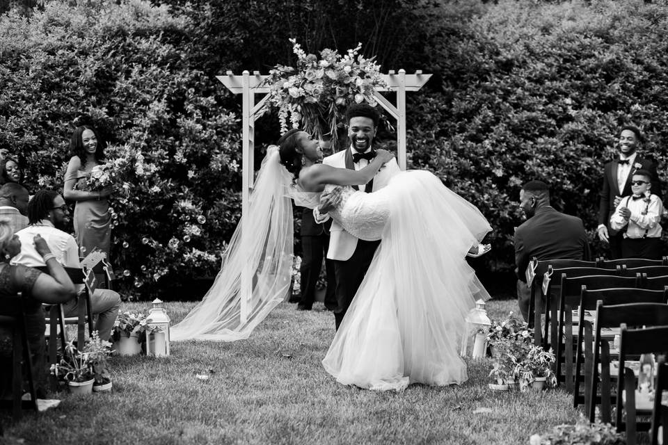 Couple leaving ceremony