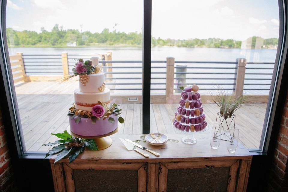 Wedding Cake & macaroons by Pink Baking Company.  Photo by Lightbloom Photography.