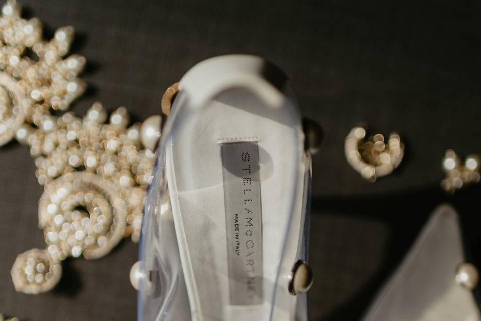 Bridal shoes jewelry