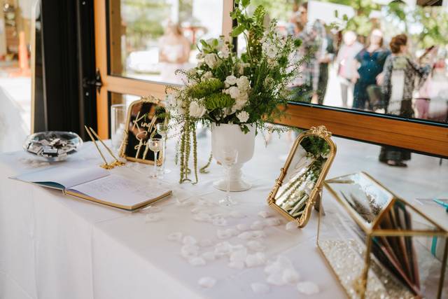 Thank you Card Table