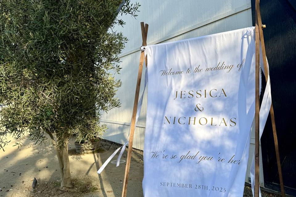 Welcome sign