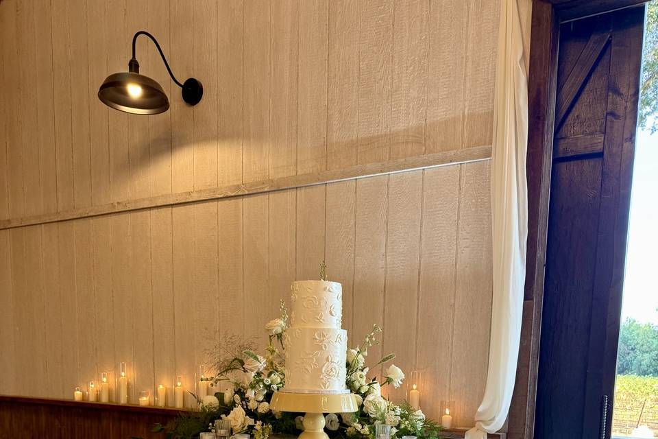 Cake table