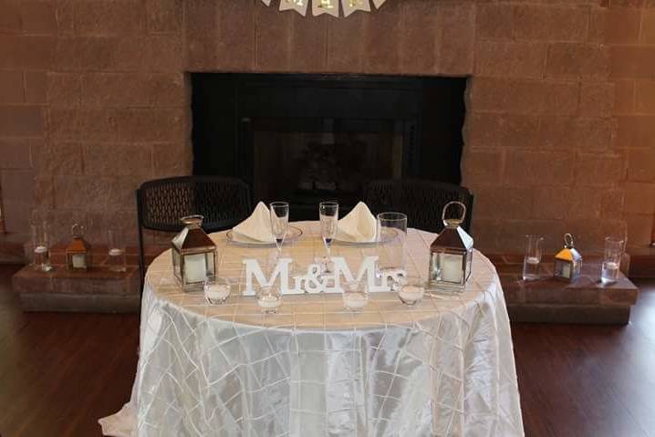 Sweetheart Table