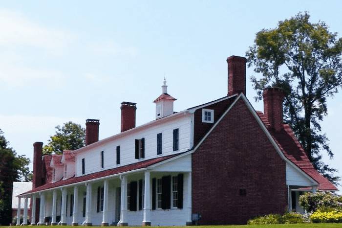 Historic Sotterley Weddings