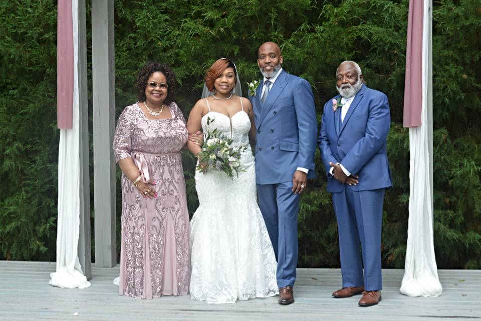 Wed Bride/ groom and parents