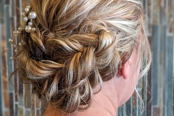 Bridal party hair